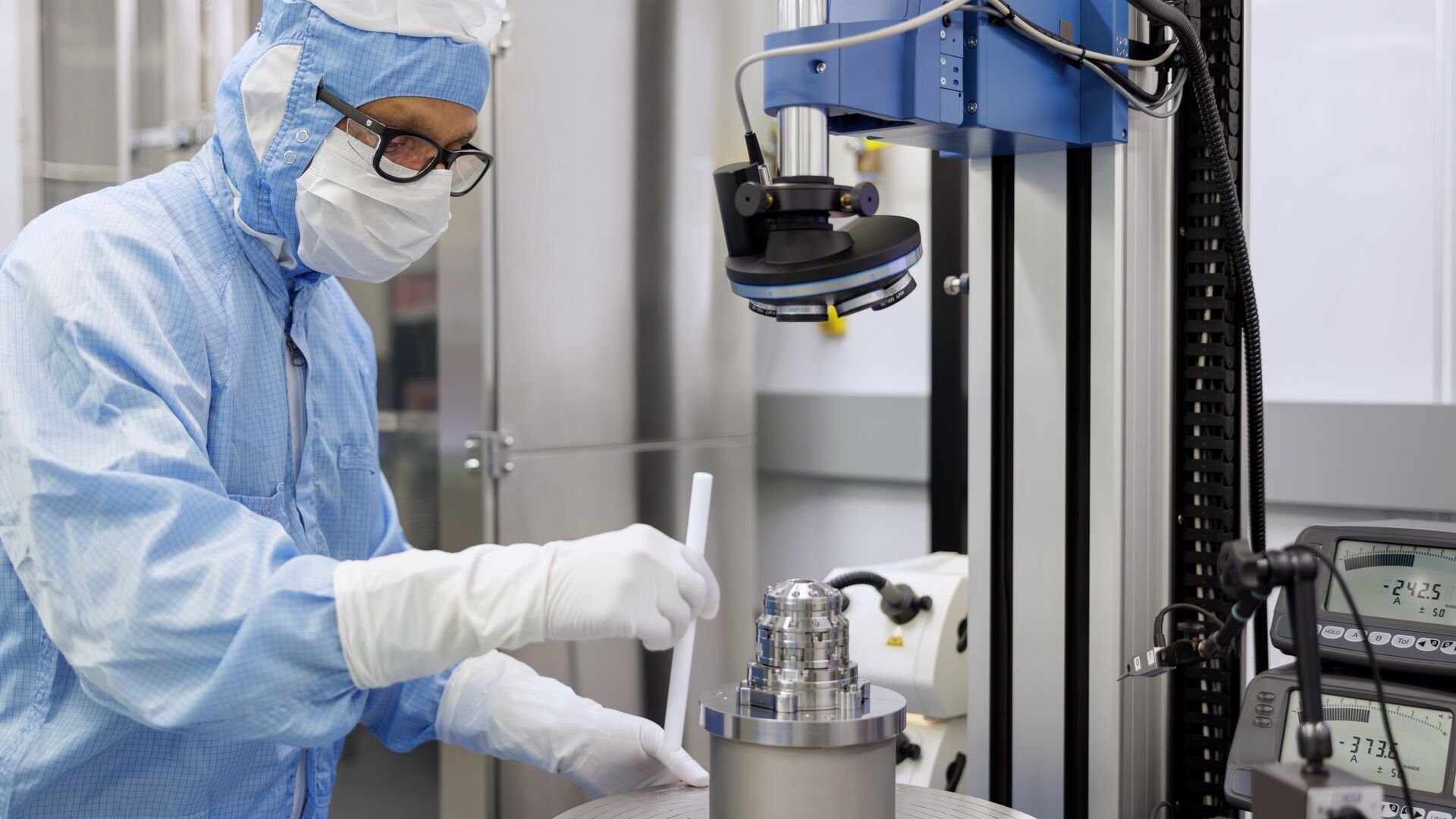 ASML Arbeitsbereich Entwicklung und Fertigung von optischen Glasfasern