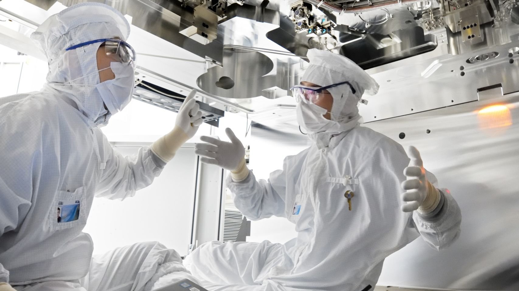 ASML cleanroom ASML cleanroom